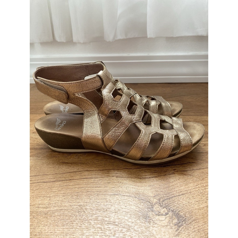 Dansko Selina Gladiator Wedge Sandal Metallic Gold Napa Leather Sz 40/ 10-10.5